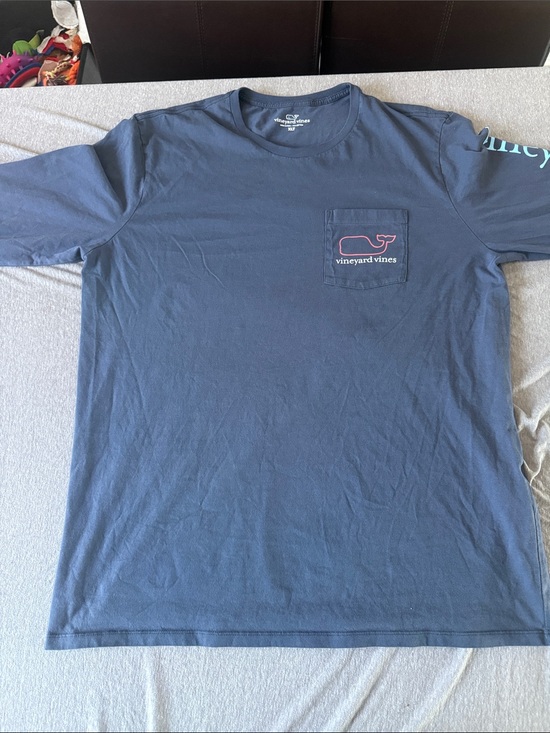 Vineyard Vines Other - Vineyard Vines Men’s Navy Short-Sleeve Pocket Tee with Pink Whale